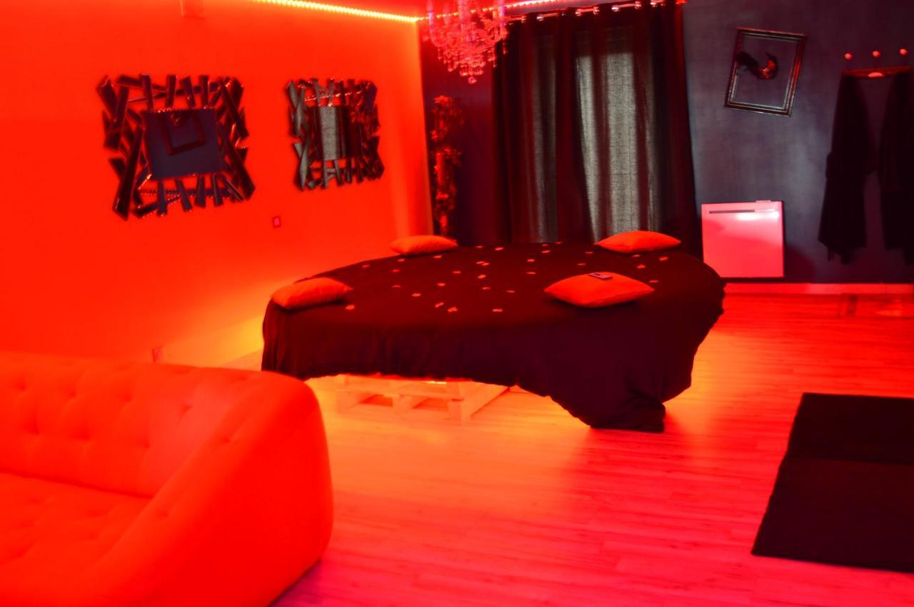 Nuit Insolite-Room Love Saint-Germain  外观 照片
