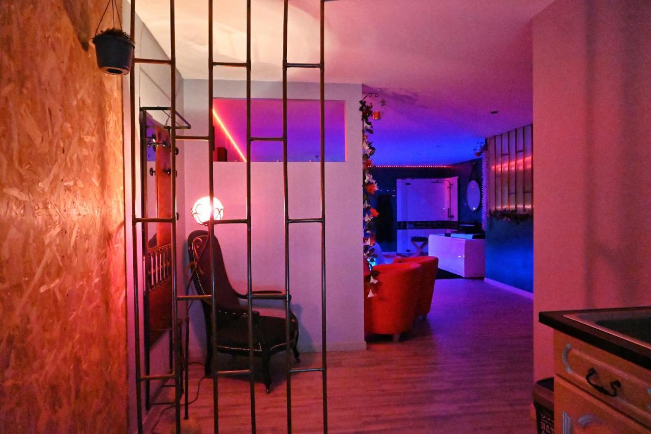 Nuit Insolite-Room Love Saint-Germain  外观 照片